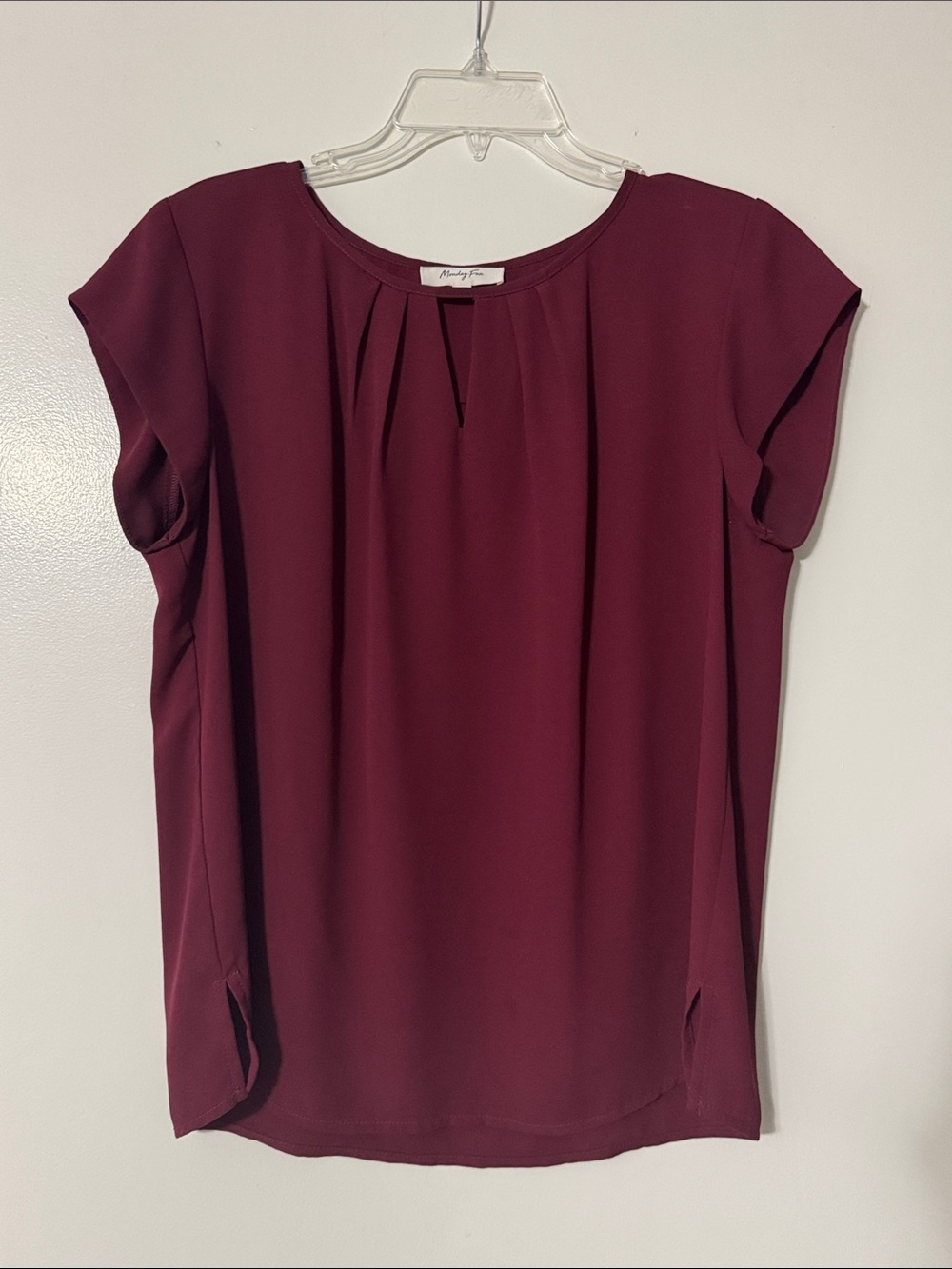 Monday Fun from Stitch Fix Burgundy Cap-Sleeve Pleated Keyhole Blouse